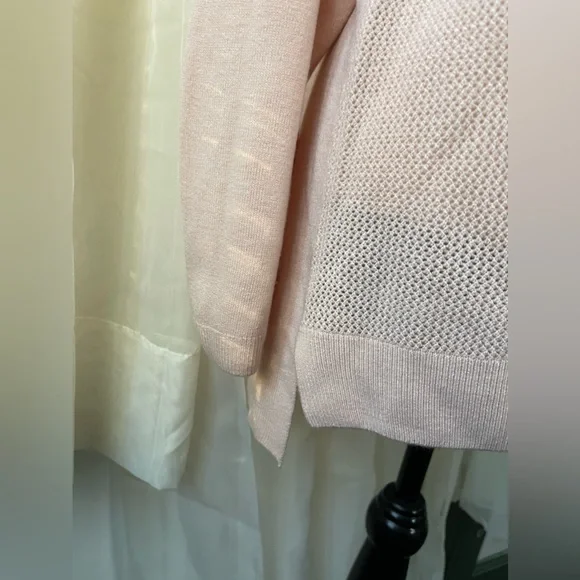 Pink Turtleneck - Picture 6 of 8